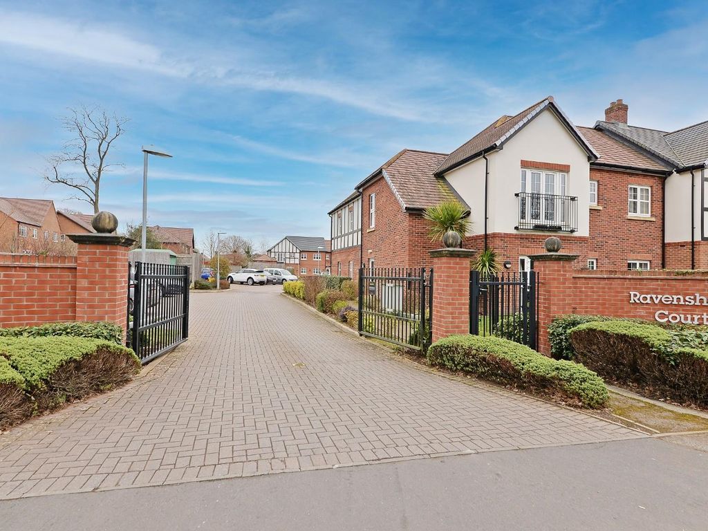 2 bed flat for sale in Ravenshaw Court, Four Ashes Road, Bentley Heath