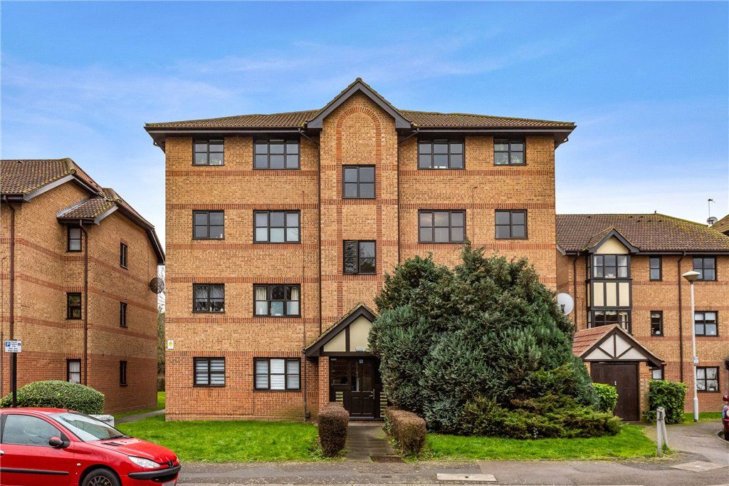 Chamberlain Place, London E17