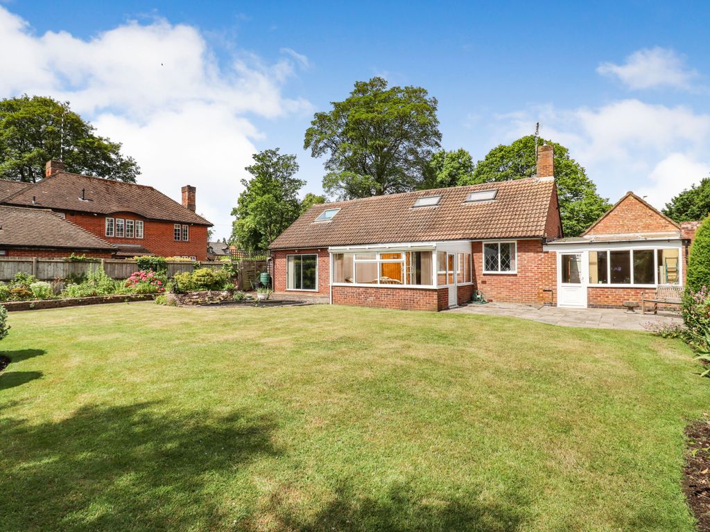 4 bed detached bungalow for sale in Bilton Road, Rugby CV22, £535,000