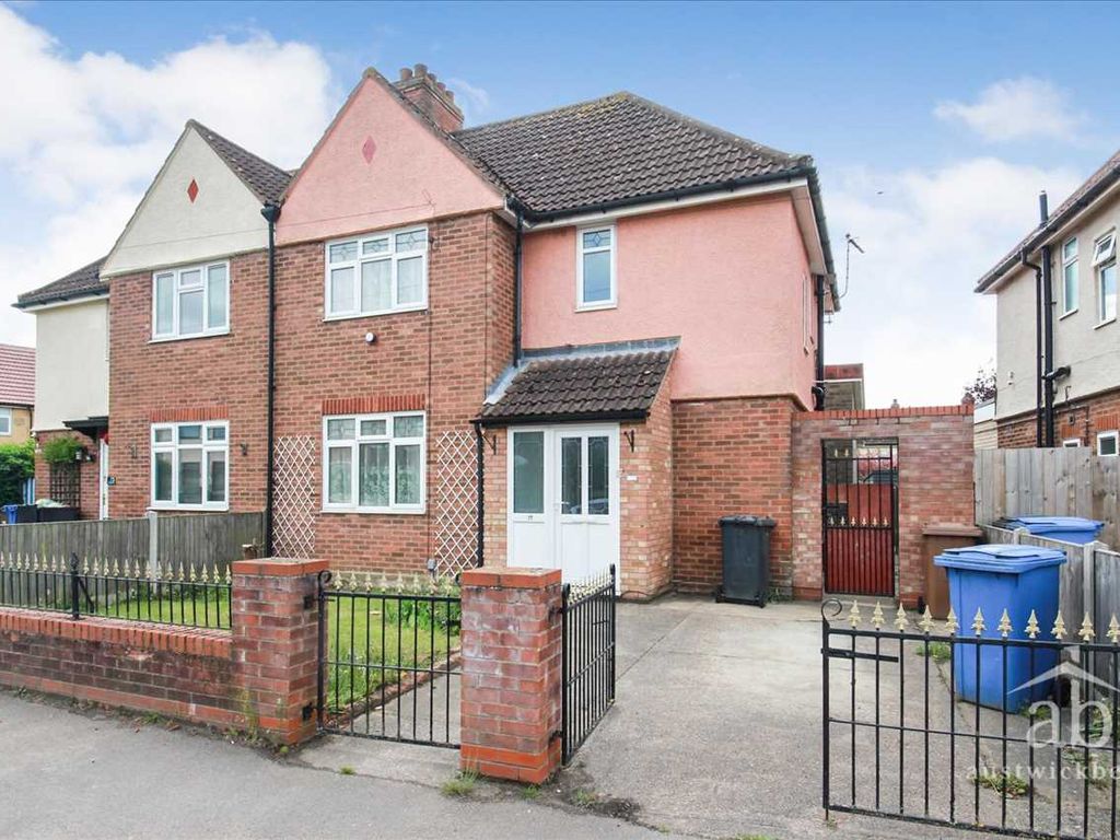 3 bed semidetached house for sale in Spenser Road, Ipswich IP1 Zoopla