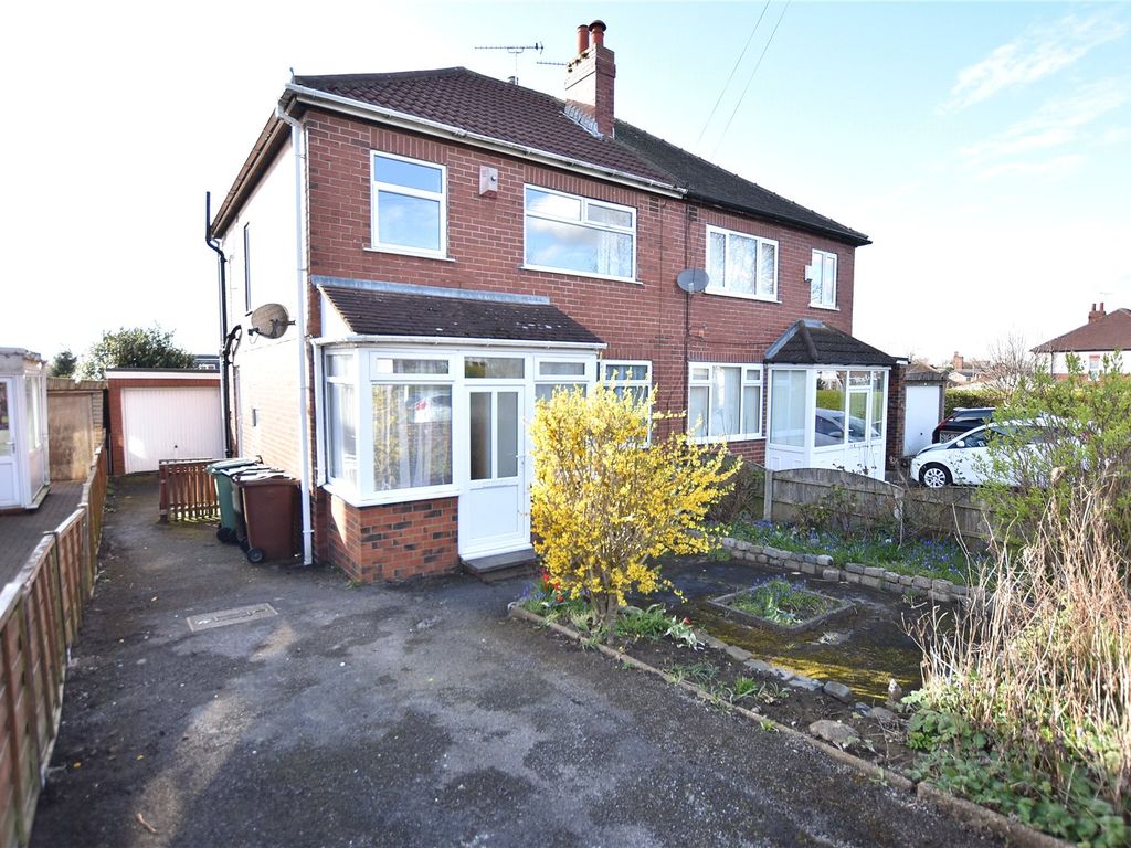 3 bed semidetached house for sale in Hawkhill Avenue, Leeds, West