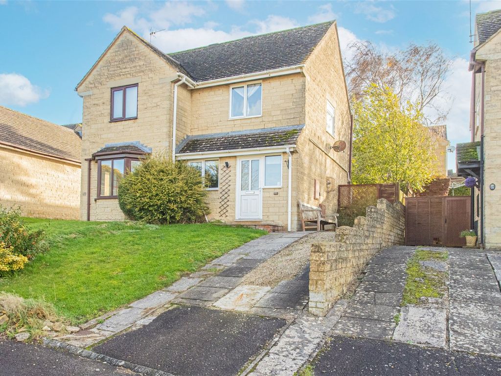 2 bed semidetached house for sale in Longtree Close, Tetbury GL8, £