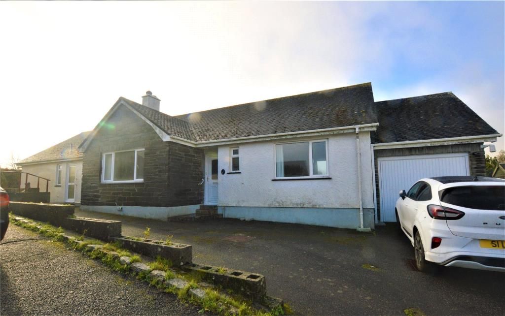 4 bed detached bungalow for sale in Tregellast Parc, St. Keverne