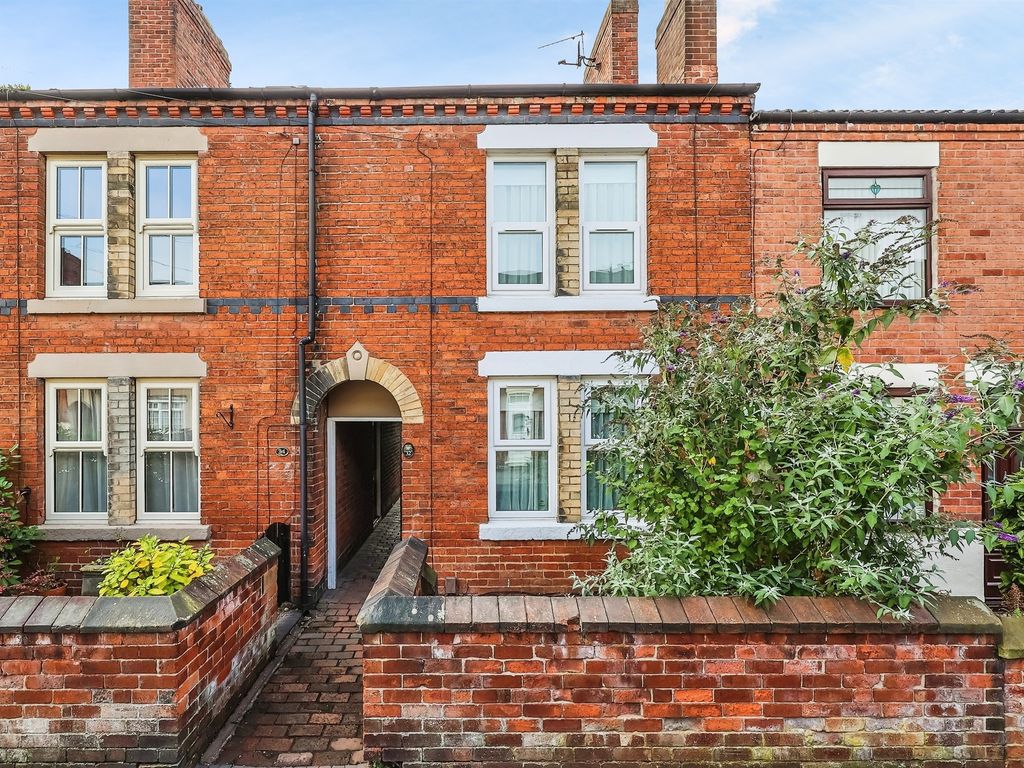 2 bed terraced house for sale in Victoria Street, Kimberley, Nottingham