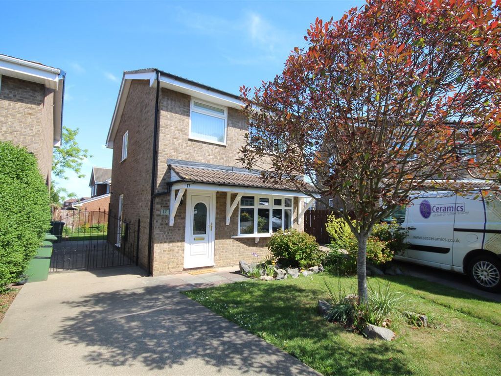 3 bed detached house to rent in Beale Close, Ingleby Barwick, Stockton