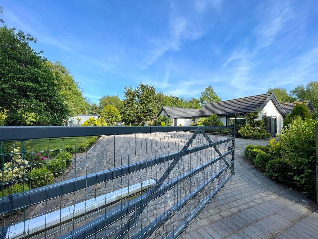 4 bed bungalow for sale in Montagu Road, Formby, Liverpool L37, £