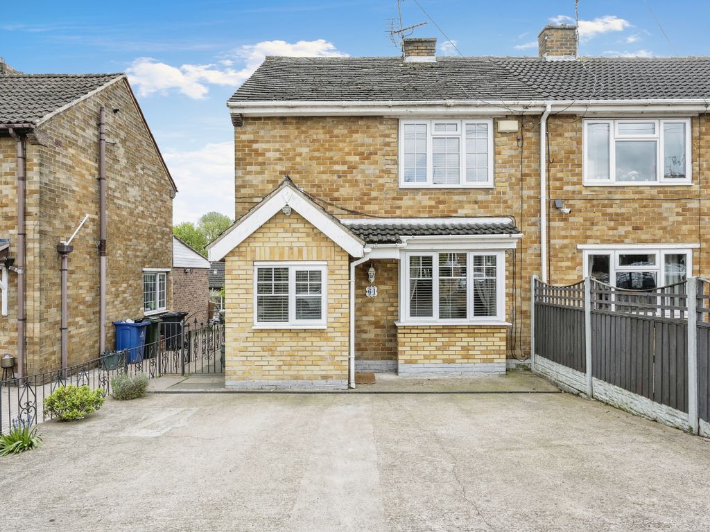 3 bed semidetached house for sale in Park Drive, Campsall, Doncaster
