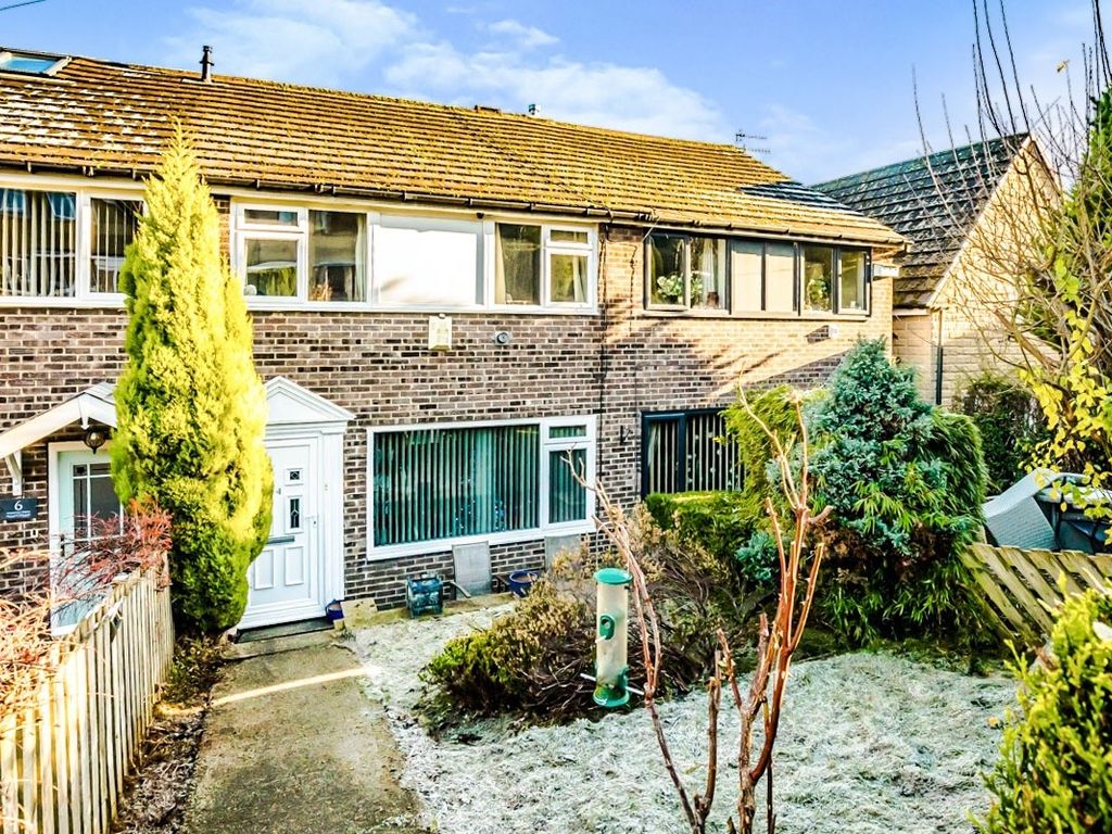 4 bed terraced house for sale in Parkdale Drive, Triangle, Sowerby