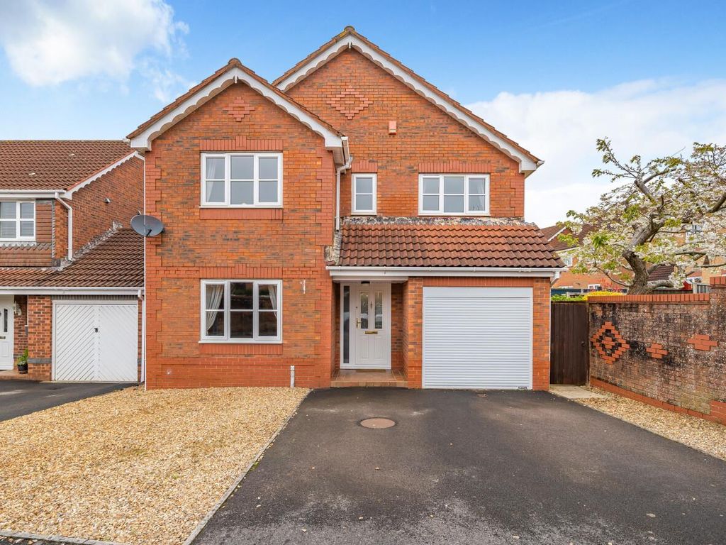 4 bed detached house for sale in Tylers Way, Yate, Bristol BS37, £