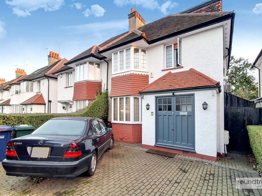 4 bed semidetached house for sale in The Vale, London NW11, £980,000