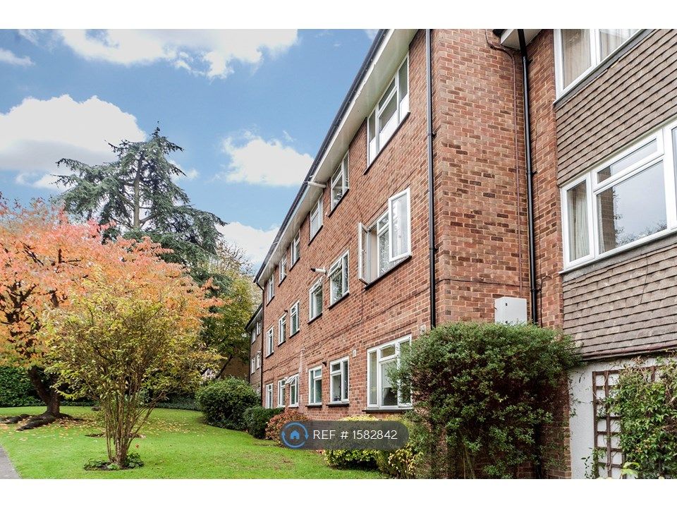2 bed flat to rent in Avondale Court, Sutton SM2 Zoopla