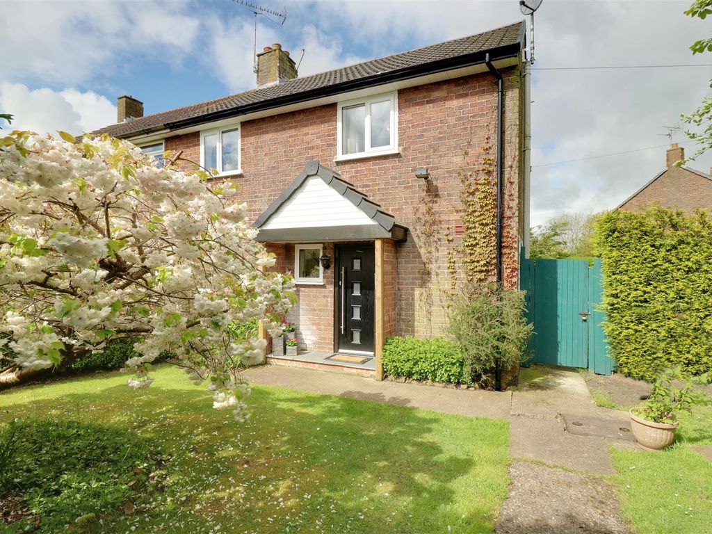 3 bed semidetached house for sale in Hill Crescent, Alsagers Bank