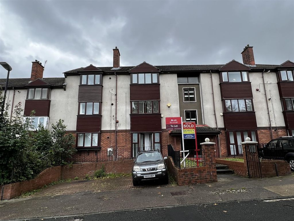 2 bed flat for sale in Aydon House, Farringdon, Sunderland SR3, £59,950
