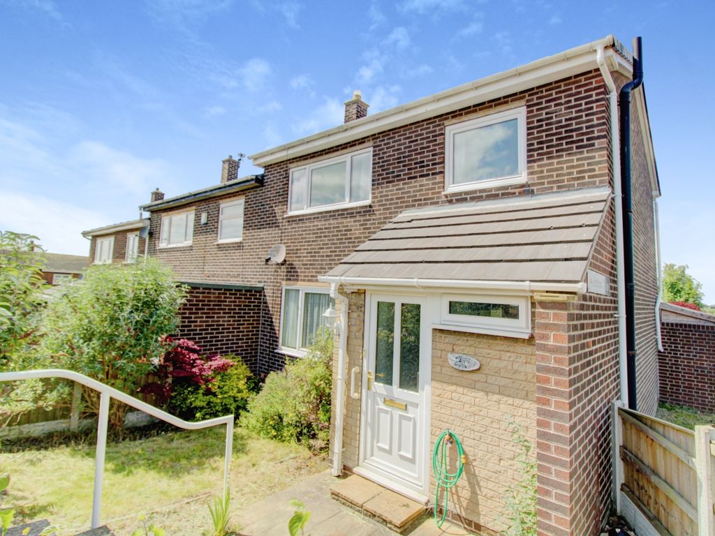 3 bed end terrace house for sale in Hutton Drive, South Elmsall, Pontefract WF9 Zoopla