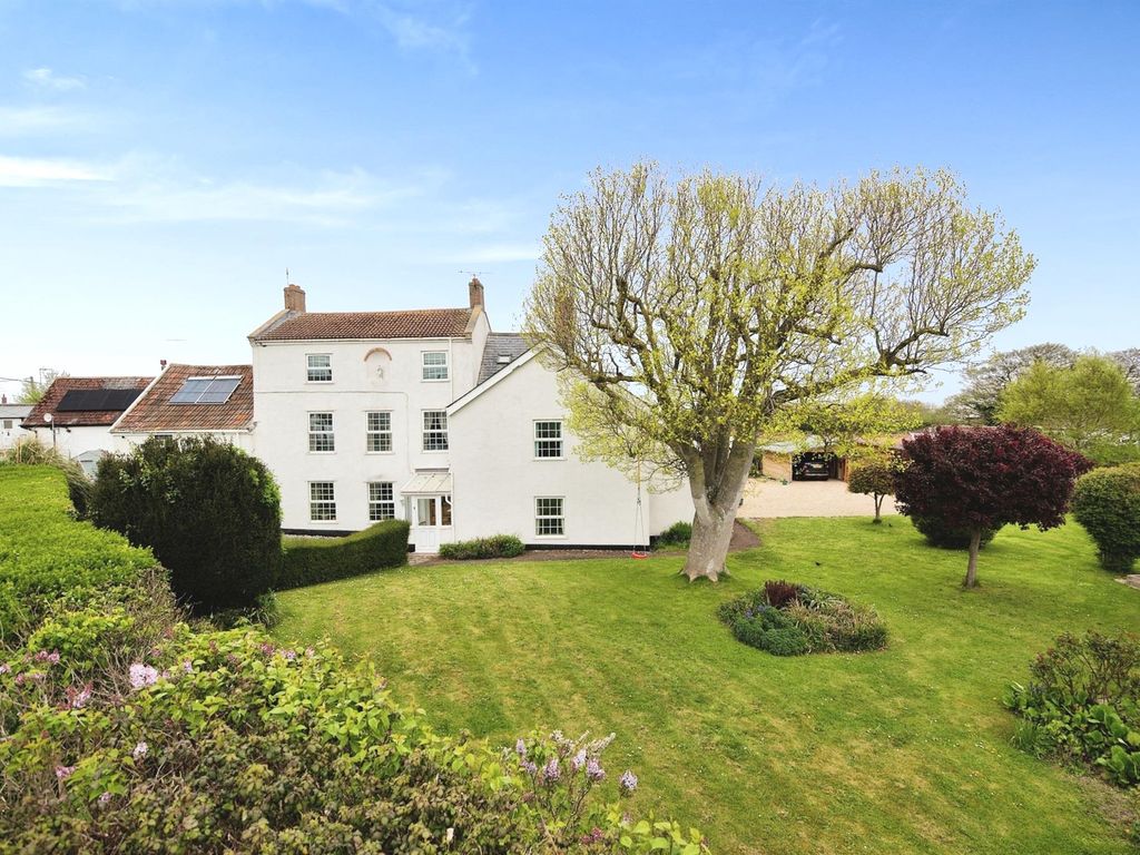 6 bed detached house for sale in Doniford, Watchet TA23 Zoopla
