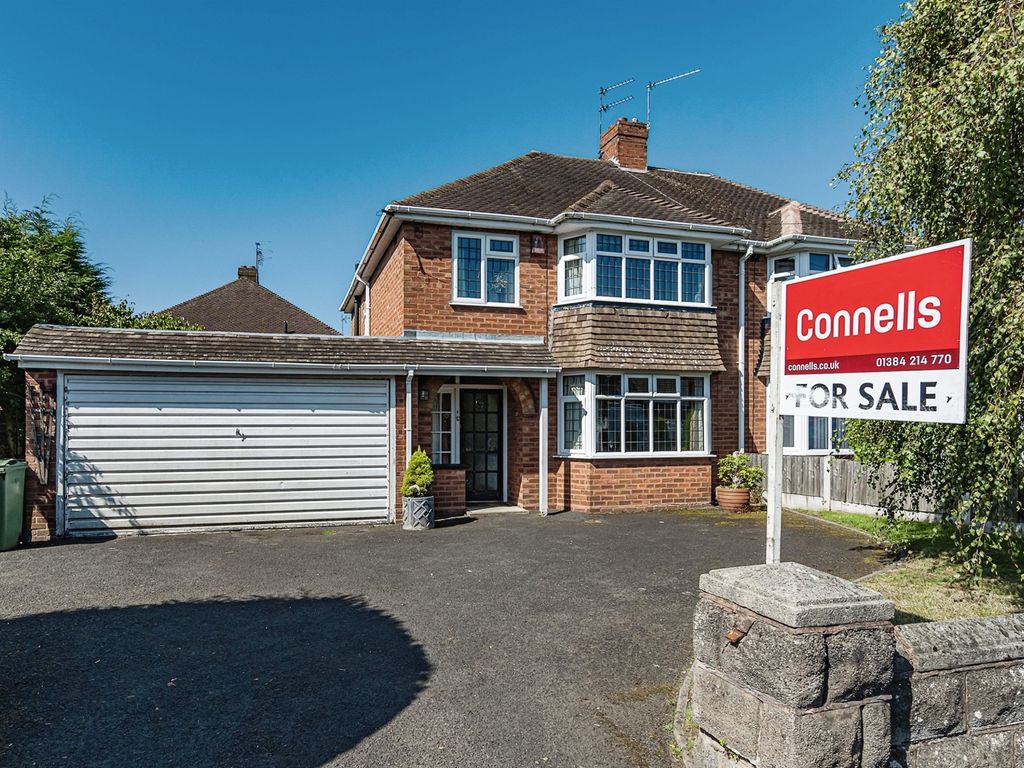 3 bed semidetached house for sale in Oakfield Avenue, Dudley DY1, £