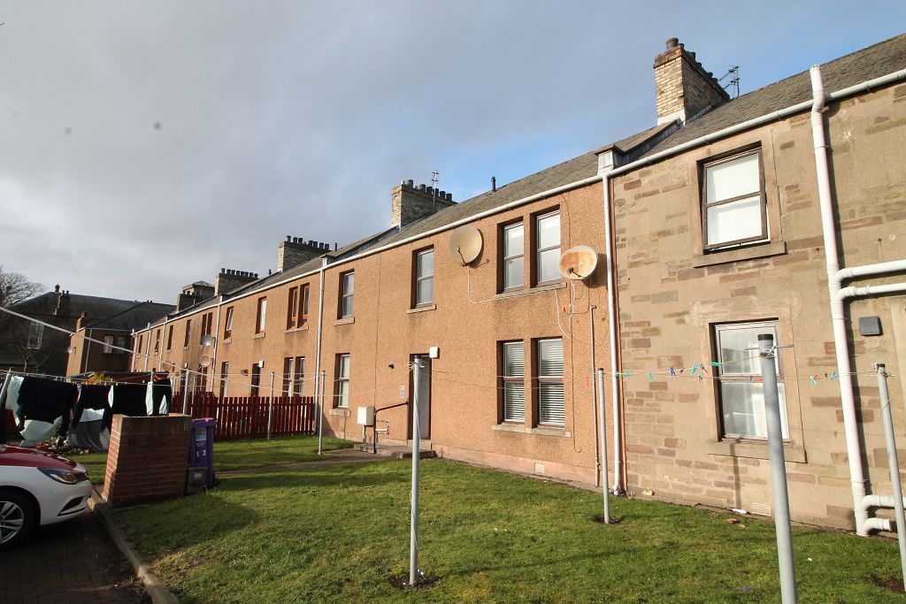 3 bed flat to rent in Kinloch Street, Carnoustie DD7 Zoopla