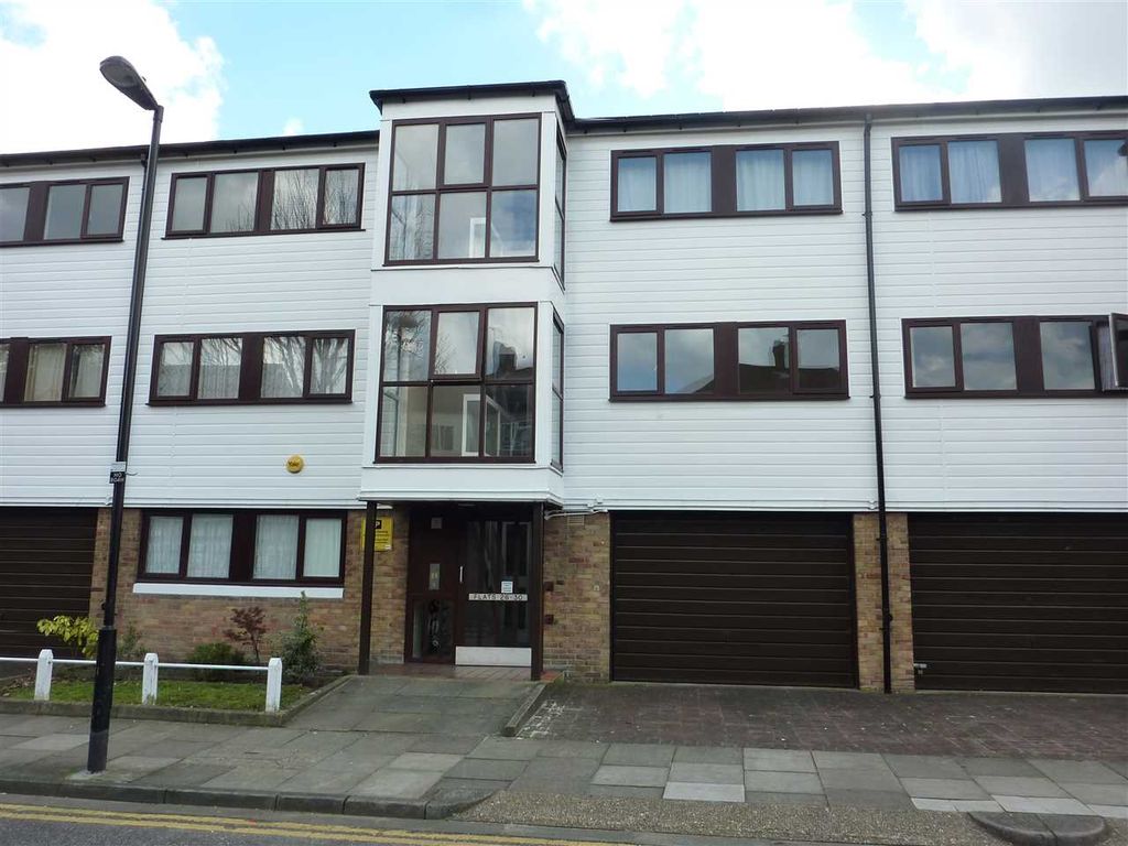 1 bed flat to rent in Headcorn Road, London N17 Zoopla