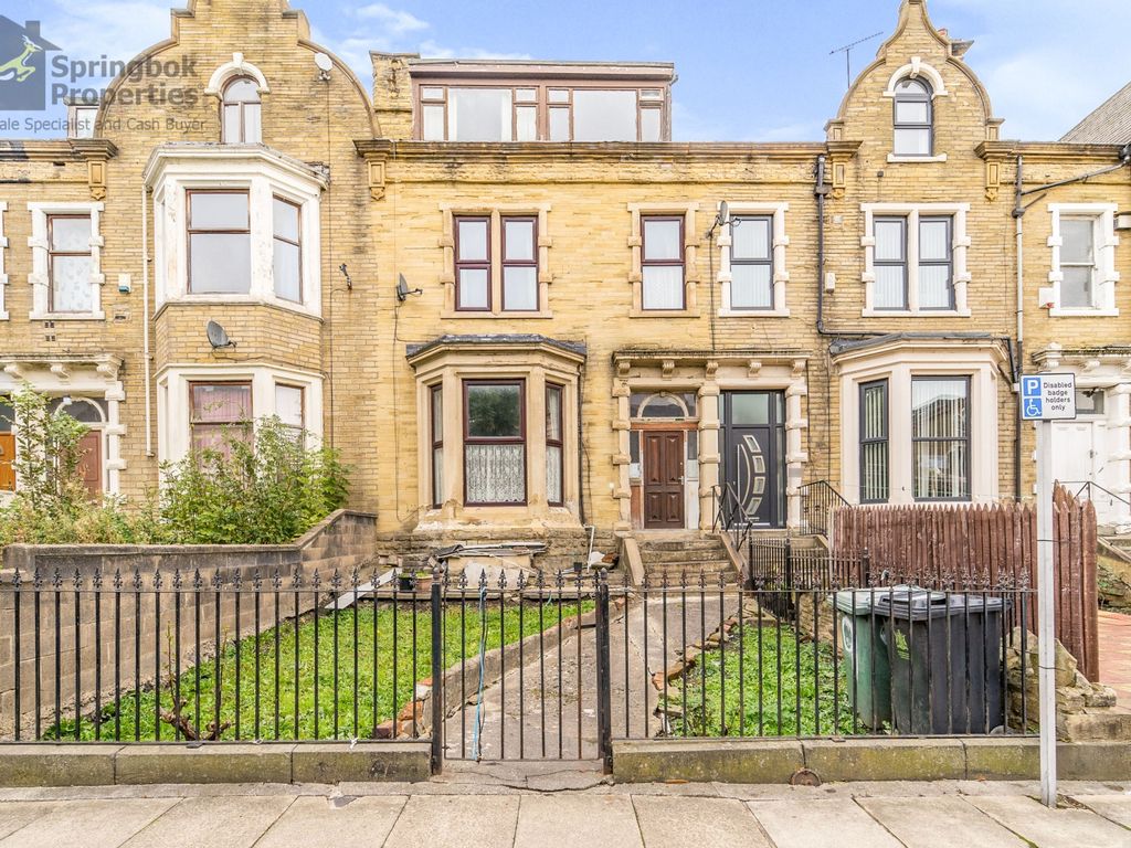 Ashgrove, Bradford, West Yorkshire BD7  