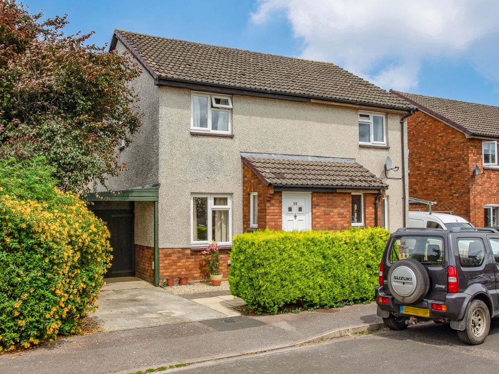 2 bed semidetached house for sale in Bracken Close, Carterton