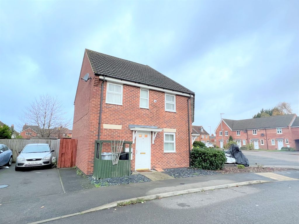 2 bed flat for sale in Hudson Way, Grantham NG31 Zoopla