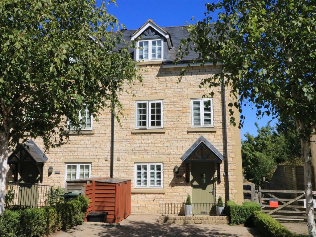 4 bed end terrace house for sale in Park Road, Malmesbury SN16 Zoopla