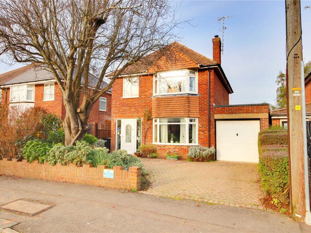 3 bed detached house for sale in Nelson Road, GoringBySea, Worthing