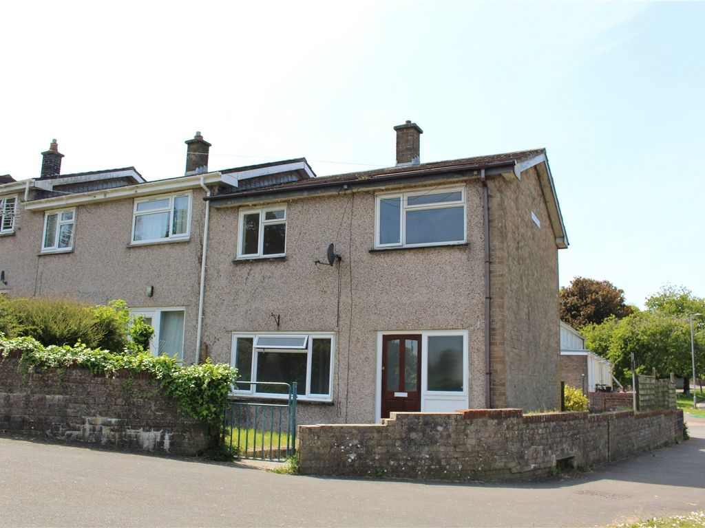 3 bed end terrace house for sale in Munro Court, Pembroke Dock, Pembrokeshire SA72, £100,000