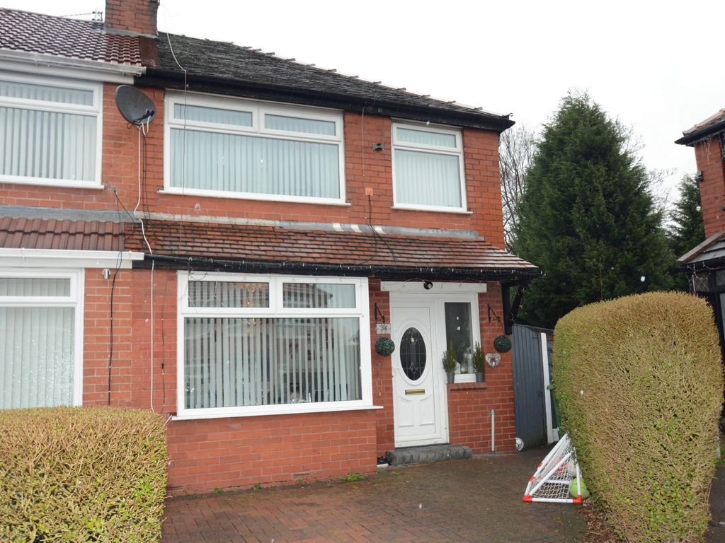 3 bed semidetached house for sale in Greenside Crescent, Droylsden M43