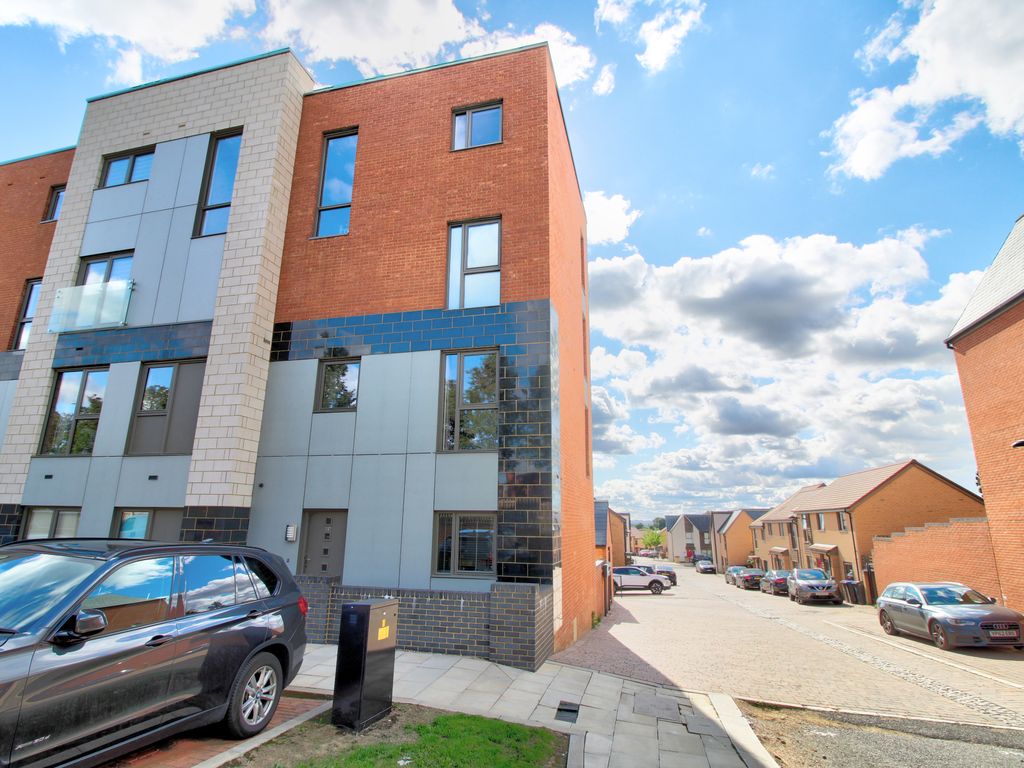 2 bed flat for sale in Tranchet Lane, Upton, Northampton NN5 Zoopla