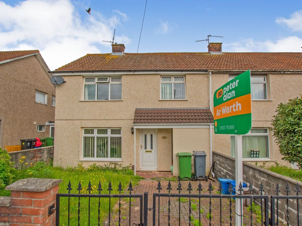 3 bed semi-detached house for sale in brynbala way, rumney, cardiff cf3