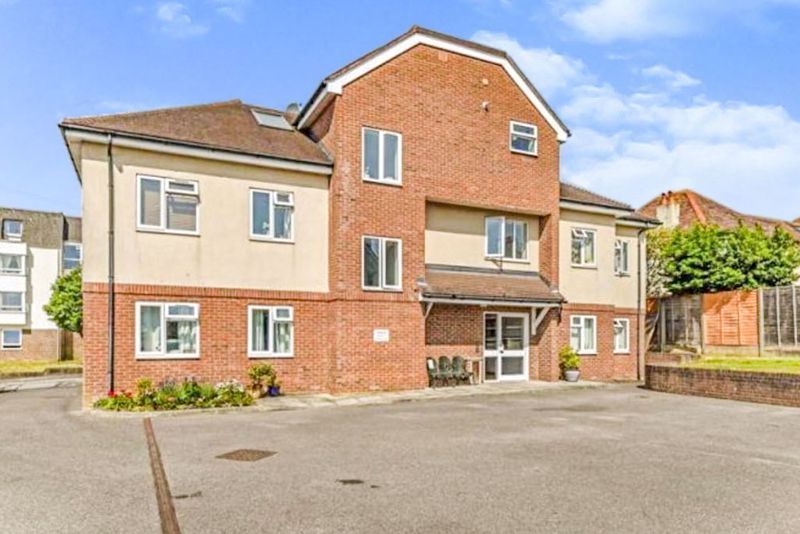 2 bed flat to rent in St. Matthews Road, Cosham, Portsmouth PO6 Zoopla