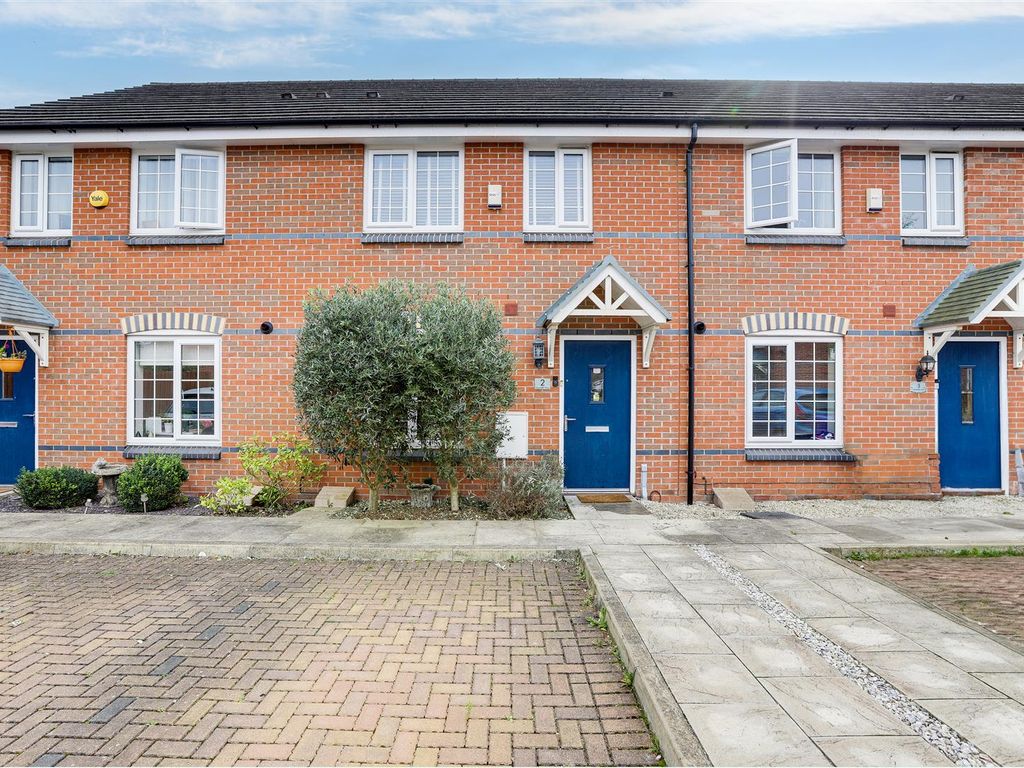3 bed terraced house for sale in Tunnicliffe Close, Ilkeston