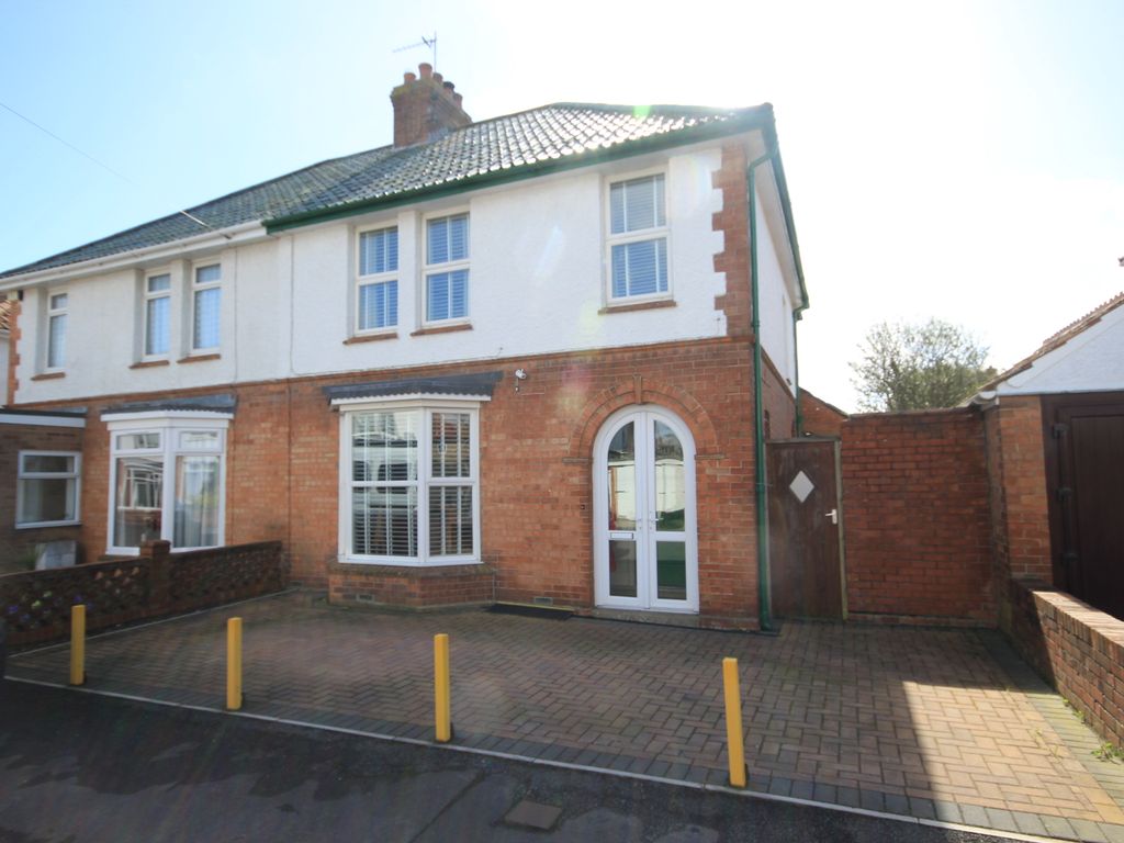 3 bed semidetached house for sale in Fernleigh Avenue, Bridgwater TA6