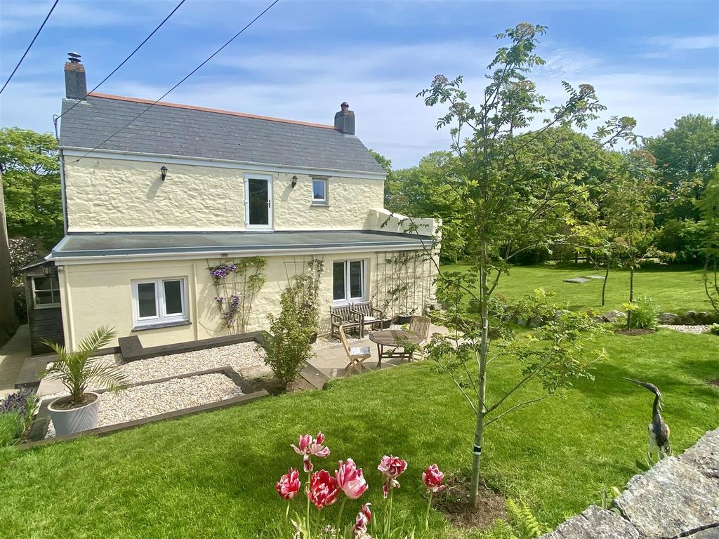 3 bed detached house for sale in Burras, Wendron, Helston TR13, £