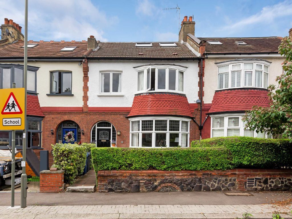 4 bed terraced house for sale in Clifton Road, London N3, £900,000 Zoopla