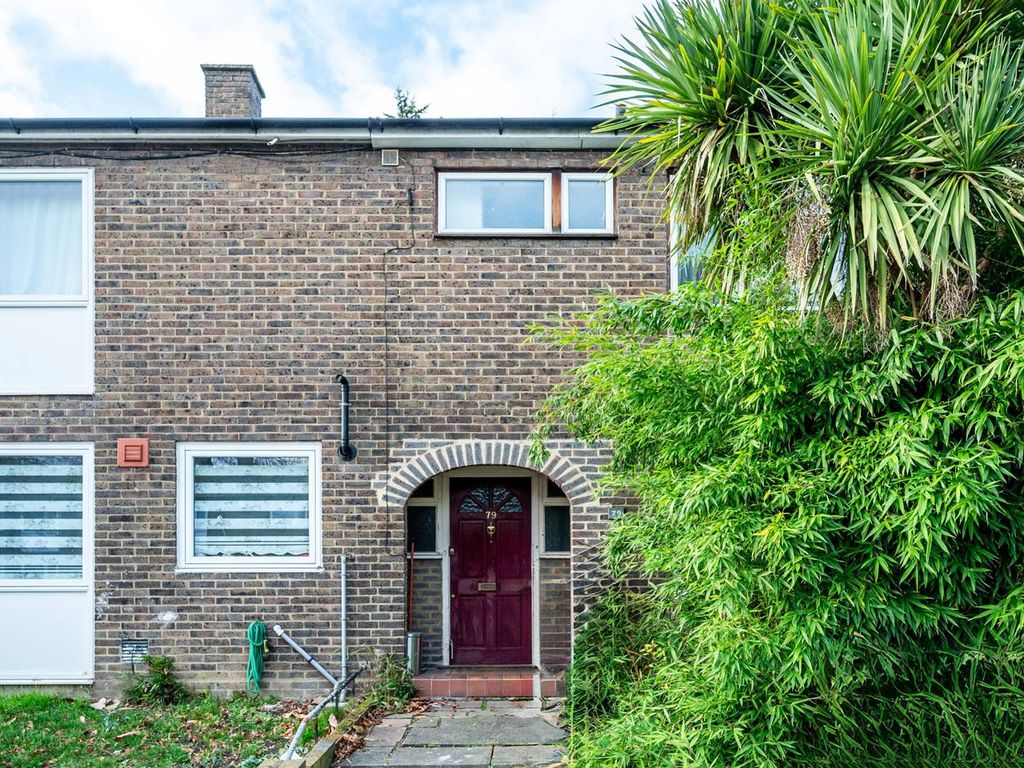 3 bed semidetached house for sale in Casterbridge Road, Blackheath