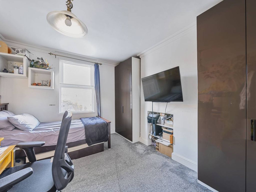 4 bed terraced house for sale in Windus Road, Stoke Newington, London