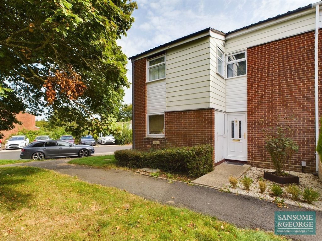 3 bed end terrace house for sale in Ascension Close, Basingstoke, Hampshire RG24, £220,000 Zoopla