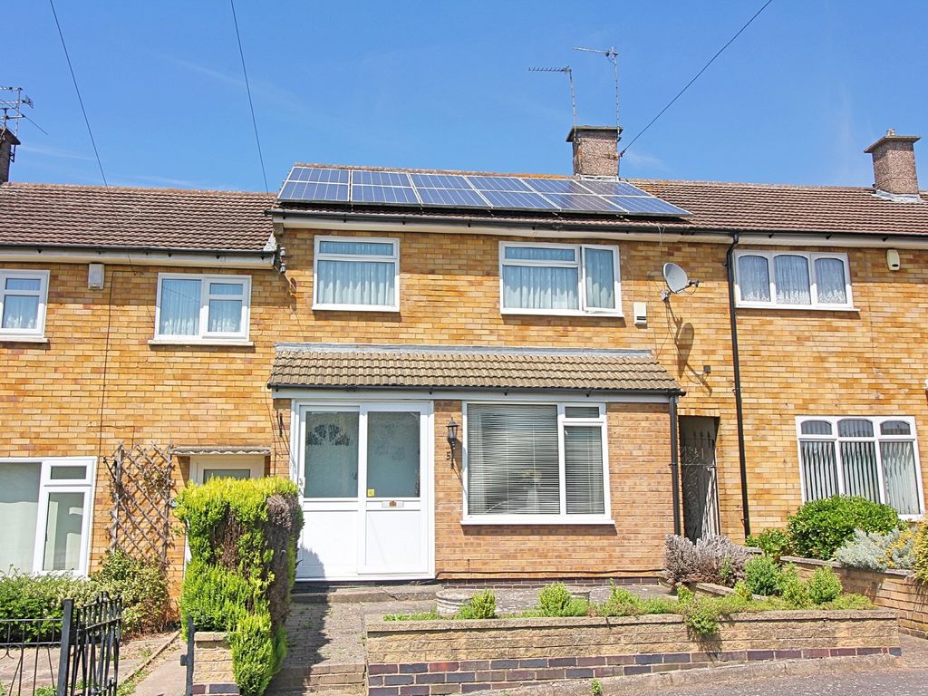 3 bed town house for sale in Hebden Close, Glen Parva, Leicester LE2