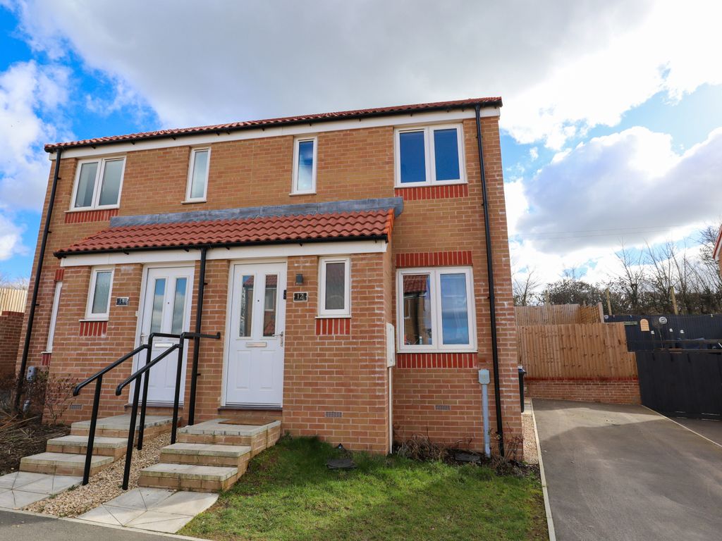 2 bed semidetached house for sale in Lawrence Drive, Calne SN11 Zoopla