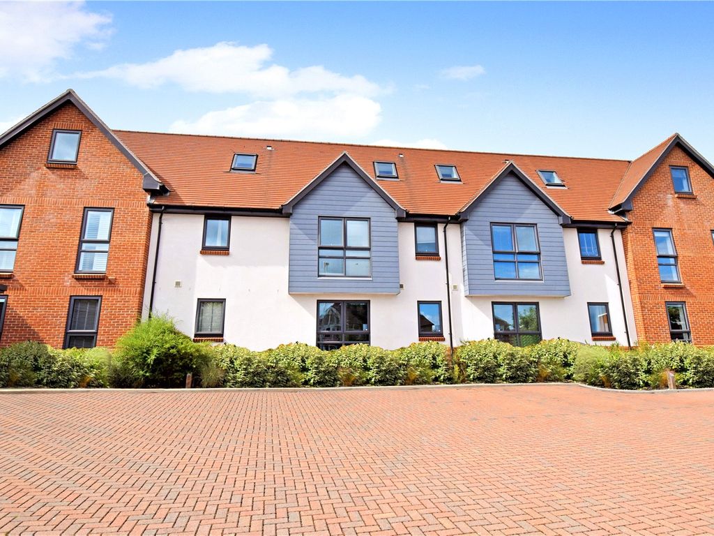 2 bed flat for sale in Francis Close, Thatcham RG18 Zoopla