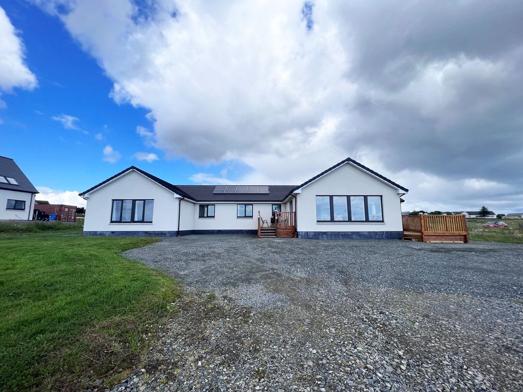 4 bed bungalow for sale in 3 Stoneyfield, Sandwick HS2 Zoopla