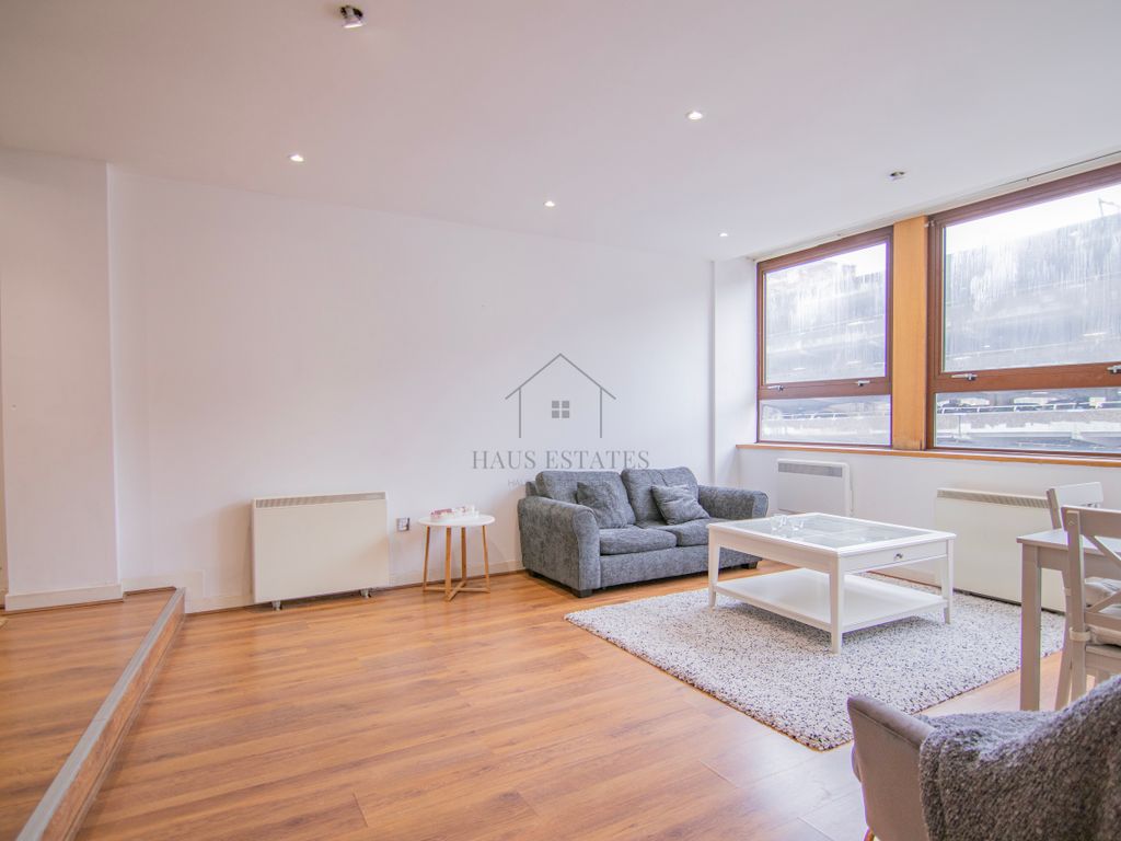 2 bed flat to rent in Metropolitan Apartments, 20 Lee Circle, Leicester