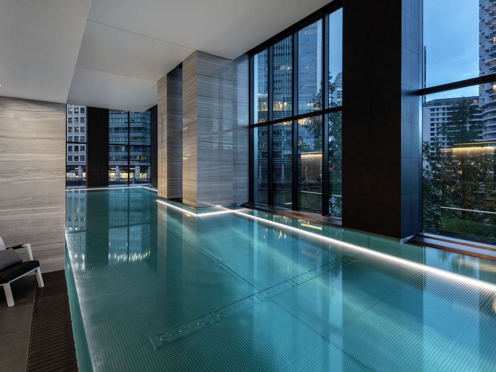 South Quay Plaza, Marsh Wall, Canary Wharf, London E14  