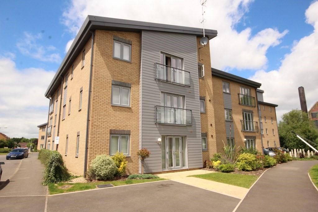 2 bed flat for sale in Old Towcester Road, Northampton NN4, £160,000