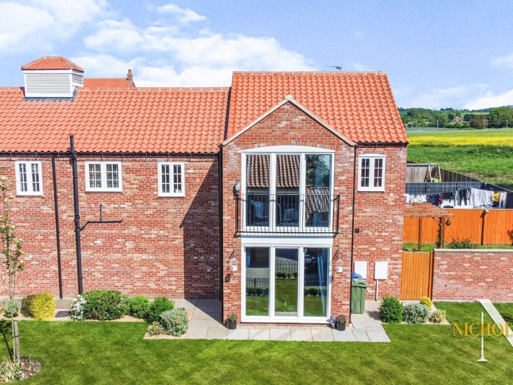 3 bed linkdetached house for sale in Blossom Grove, Retford