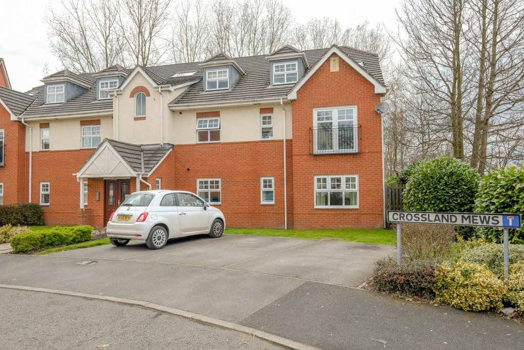 2 bed flat to rent in Crossland Mews, Lymm WA13 Zoopla
