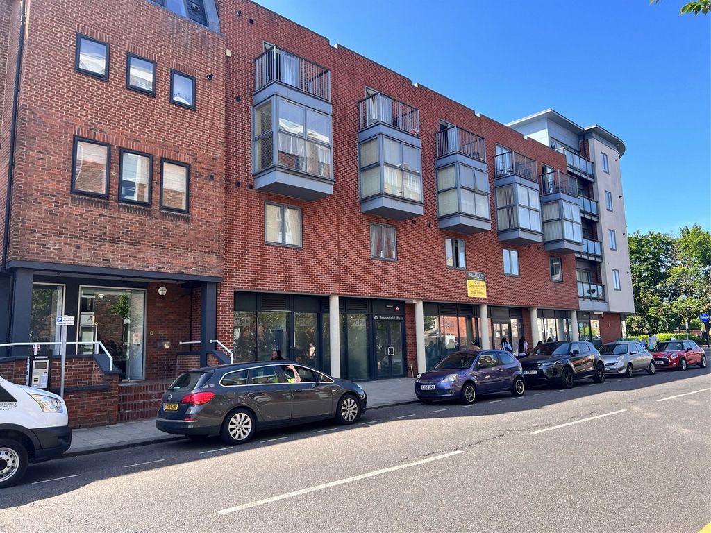 2 bed flat for sale in Broomfield Road, Chelmsford, Essex CM1 Zoopla