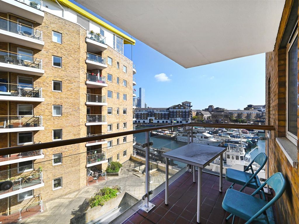 2 bed flat to rent in Basin Approach, London E14 Zoopla